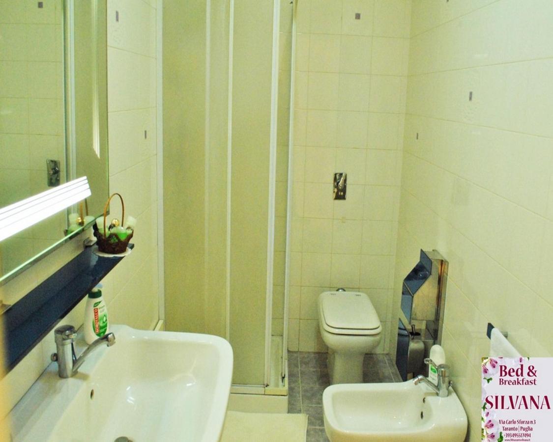Bed And Breakfast Silvana Taranto Luaran gambar